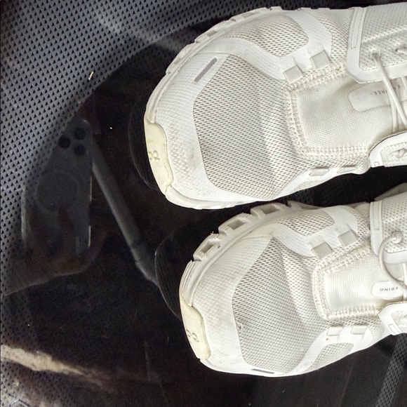 On Cloud 6 - Picture 11 of 14